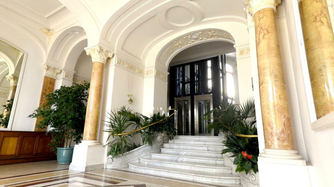 Winter Palace Ментона Экстерьер фото